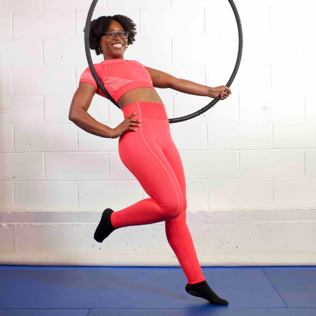 Alexus_Tigermom_Aerial_Hoop_Classes