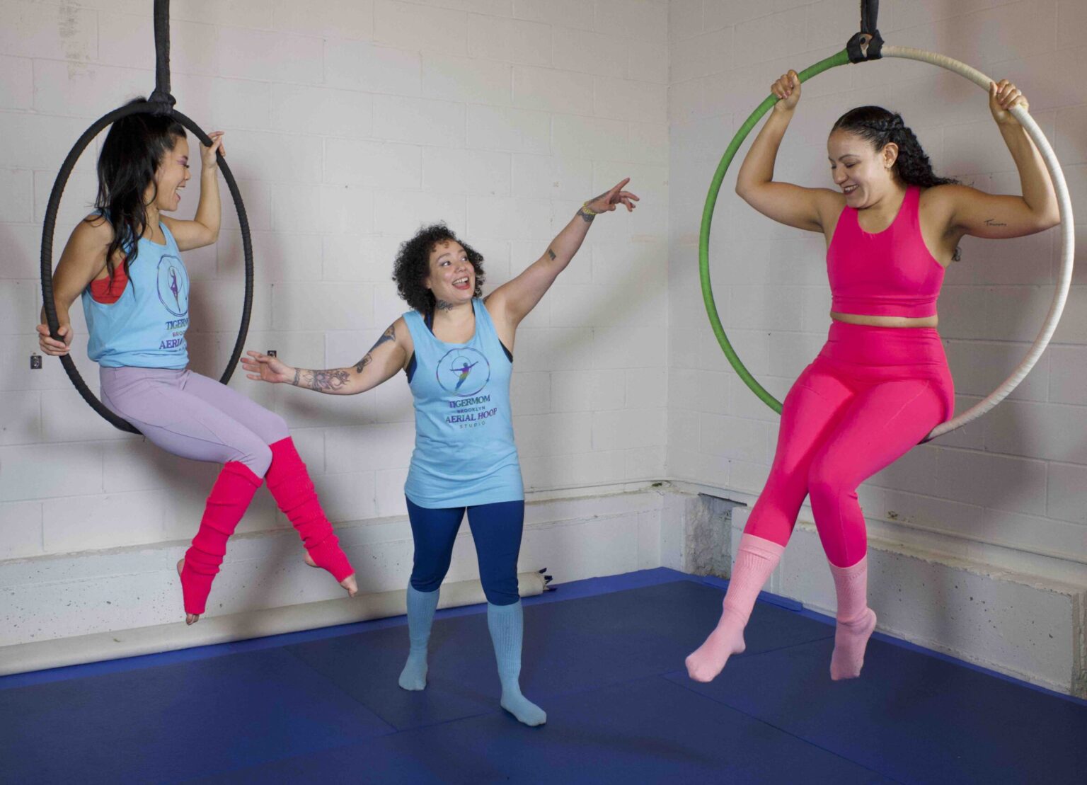 Small Group Aerial Hoop Classes - TigermomAerialHoop.com